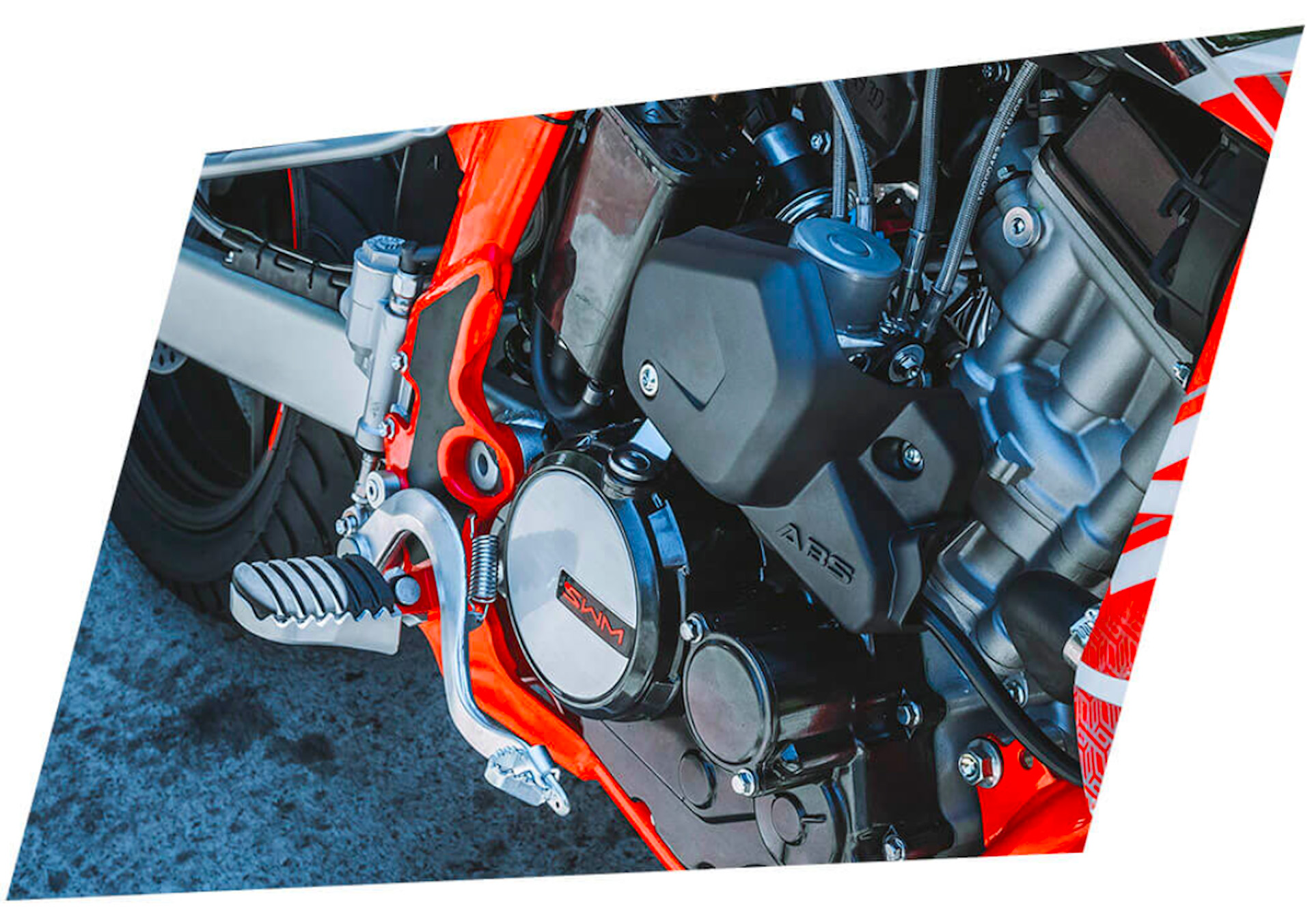 rs-125r-fea-04